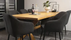 Helle stof mørkegrå/sort