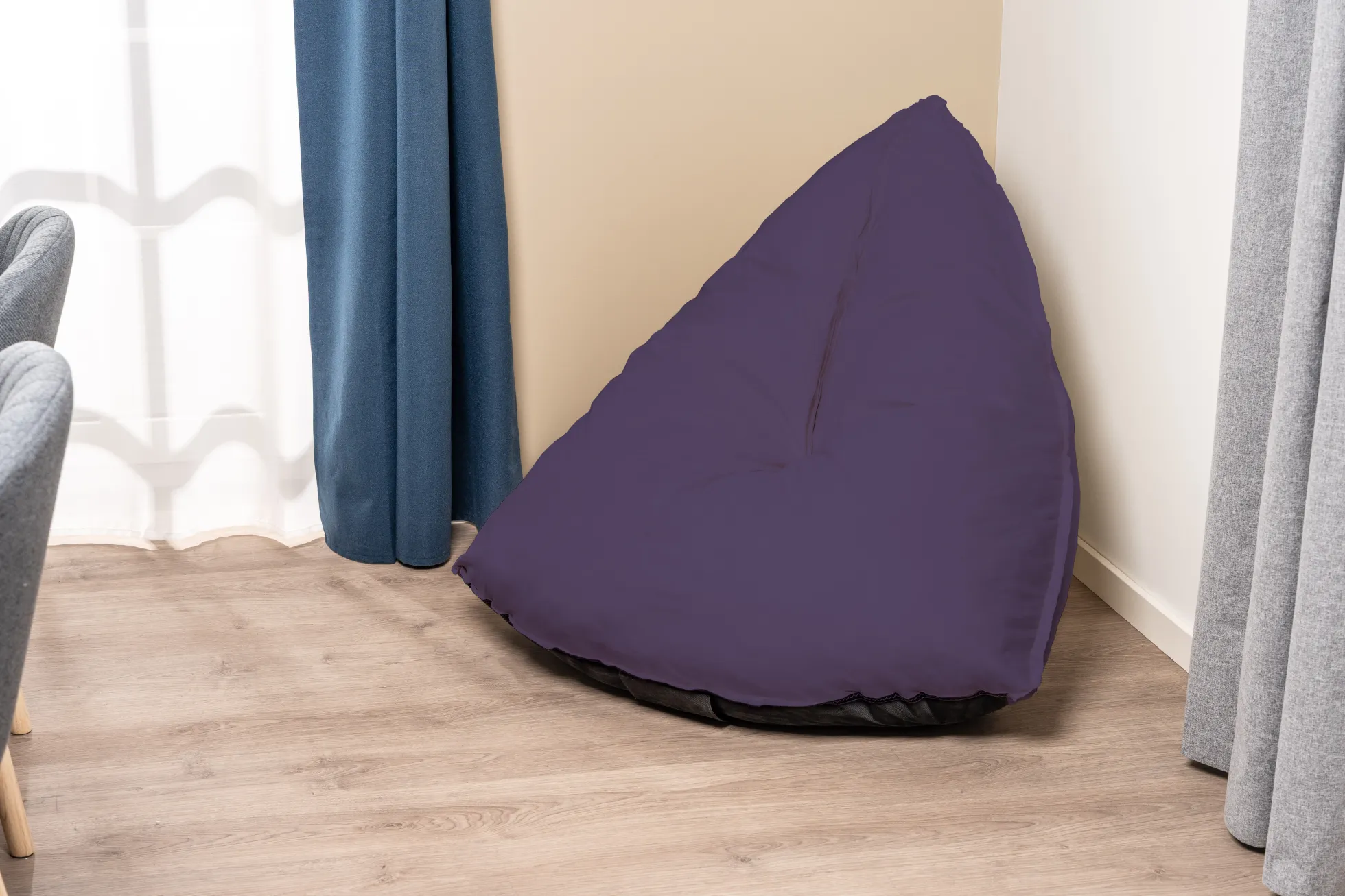 Oval sækkestol stof lilla