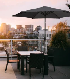 Parasol med vip mørkegrå 3m