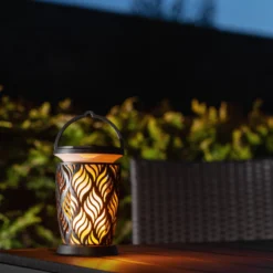 Solcelle LED lampe med flamme