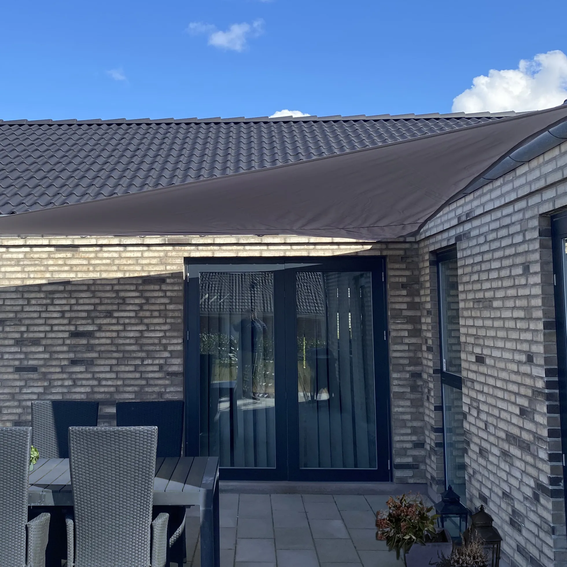 Solsejl antracitgrå LUX 3,6x3,6x3,6m